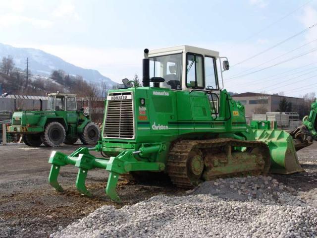 KOMATSU_D66S_2_.jpg