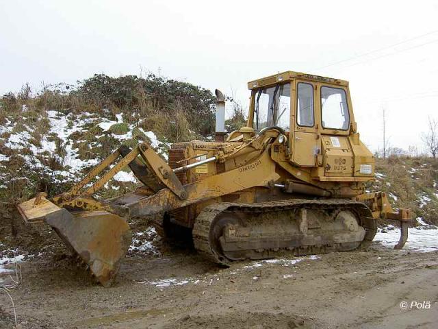 KOMATSU_D_57_S__2_.jpg