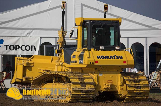 komatsu_038.jpg