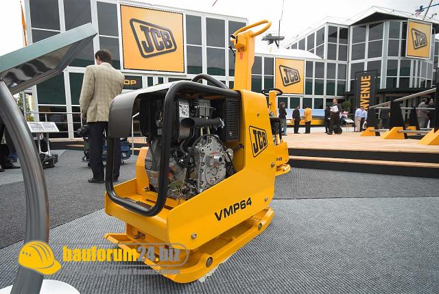 jcb_011.jpg