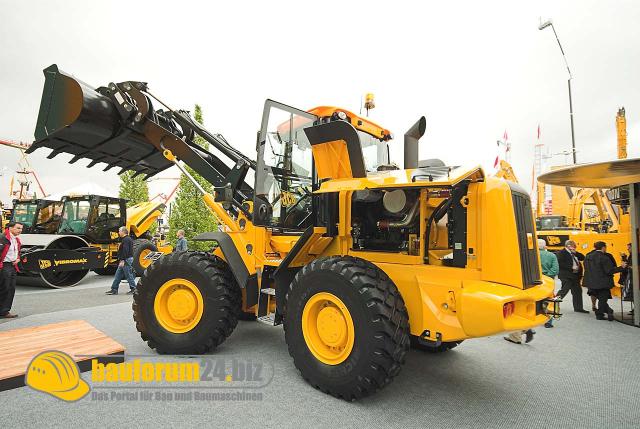 jcb_028.jpg