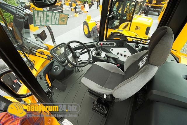 jcb_029.jpg