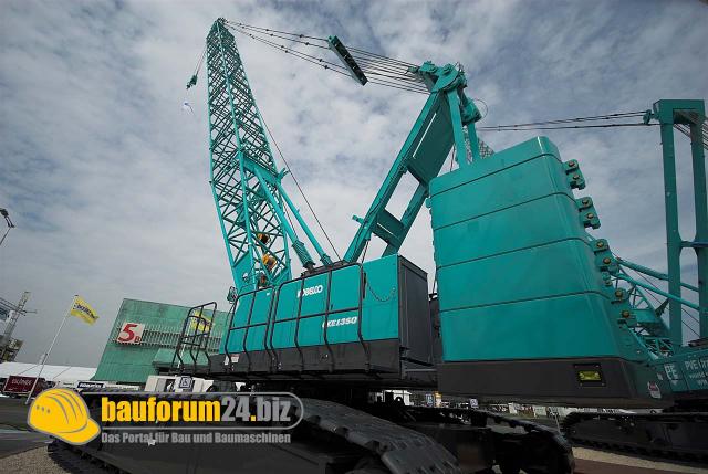 kobelco_001.jpg