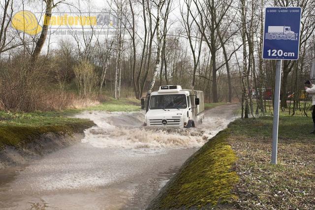 unimog_11.jpg