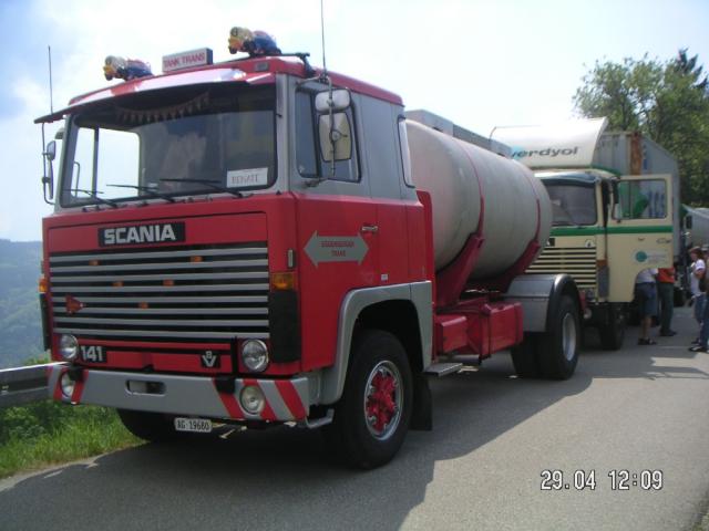 Scania_141_4x2_Tankwagen.jpg