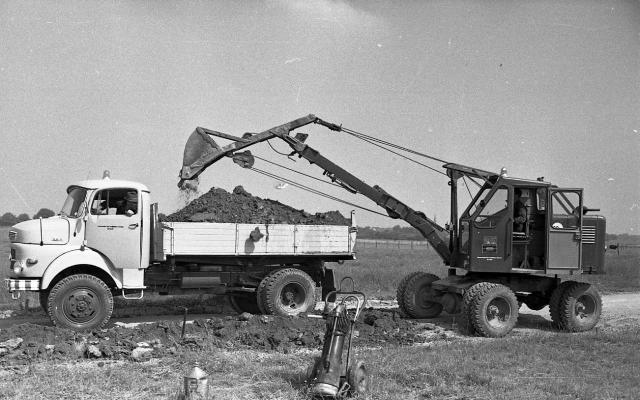 terex_fuchs_301.jpg