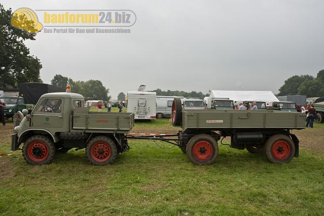 schleppertreffen_venner_berg_2007_unimog_035.jpg