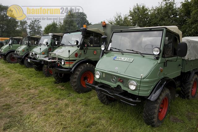 schleppertreffen_venner_berg_2007_unimog_037.jpg