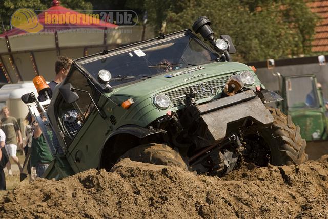 schleppertreffen_venner_berg_2007_unimog_003.jpg