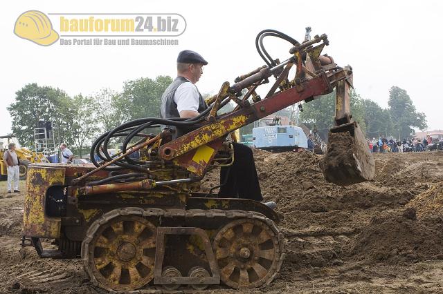 schleppertreffen_venner_berg_2007_baumaschinen_008.jpg