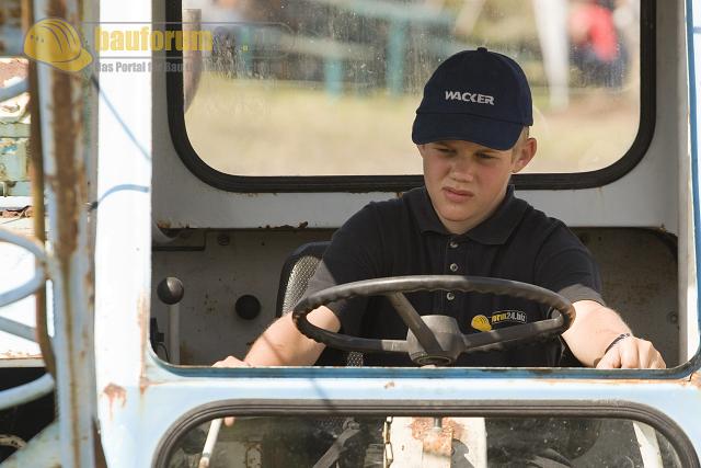 schleppertreffen_venner_berg_2007_baumaschinen_020.jpg