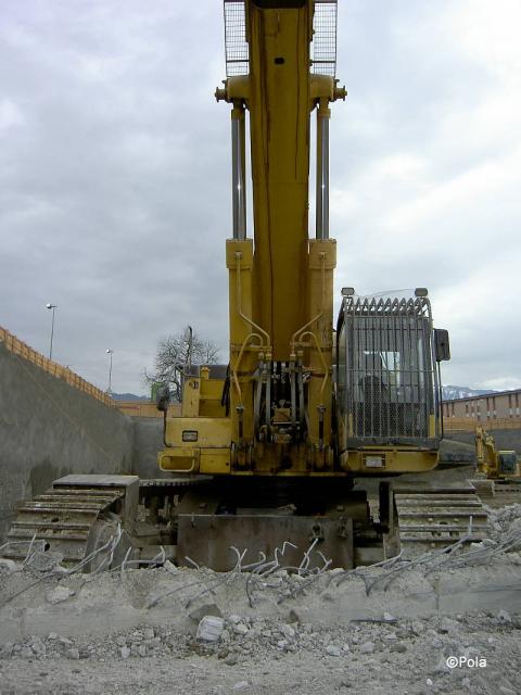 KOMATSU_PC750LC__10_.jpg