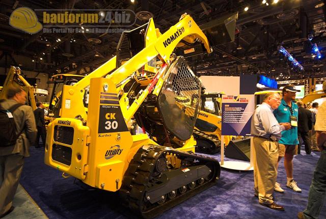 conexpo_2008_komatsu_02.jpg