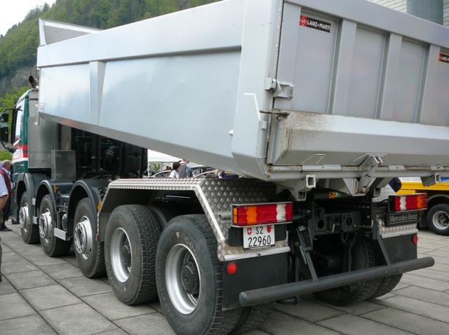 Mercedes_Actros_5_Achser_3.JPG