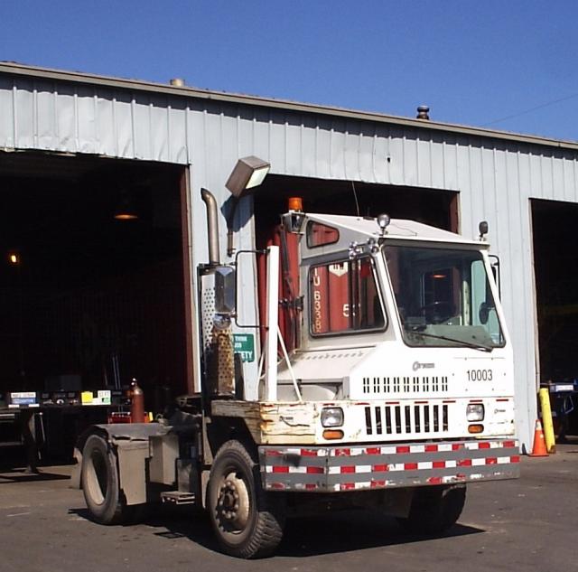 05_29_08_yardtruck_ottawa_crop_006.jpg