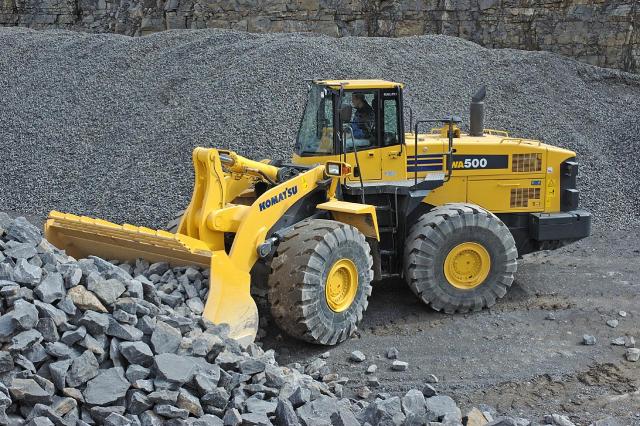 komatsu_steinexpo_2008_wa500_6_01.jpg