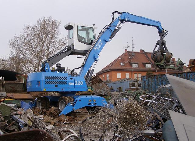 terex_fuchs_mhl_320_d_02.jpg