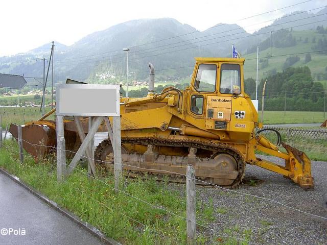 KOMATSU_D75S__100_.jpg