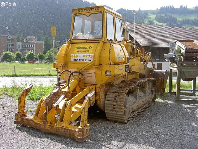 KOMATSU_D75S__14_.jpg