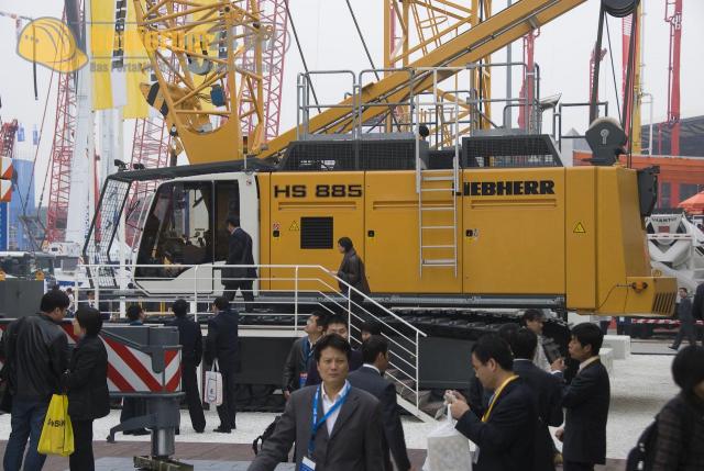 bauma_china_2008_liebherr_09.jpg