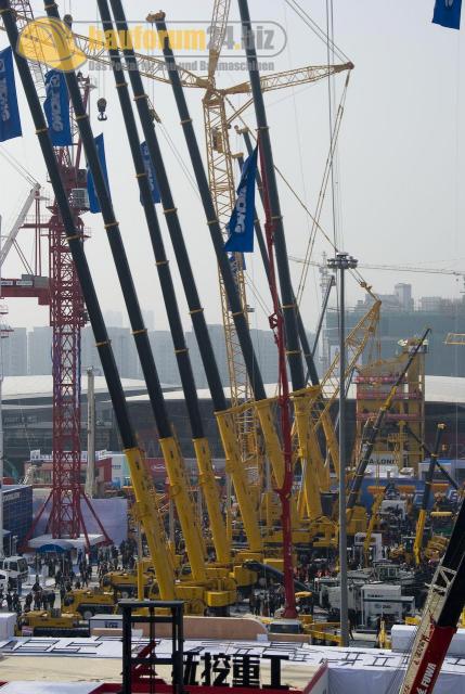 bauma_china_2008_xcmg_02.jpg