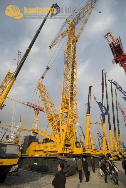 bauma_china_2008_xcmg_14b.jpg