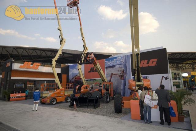 bauma_china_2008_jlg_02.jpg