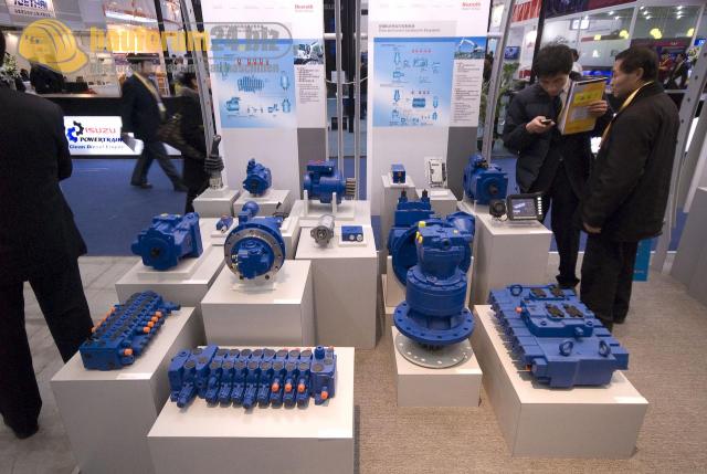 bauma_china_2008_bosch_rexroth_02.jpg