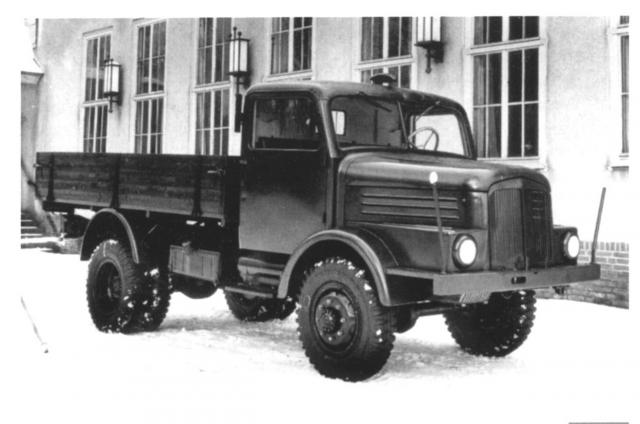 S_4000_Allrad.jpg