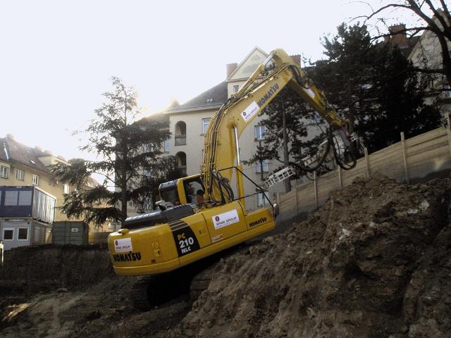 komatsu_basegroup_kuhn_wien_01.jpg