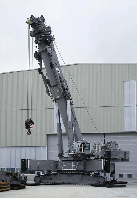 liebherr_rollout_ltr_11200.jpg