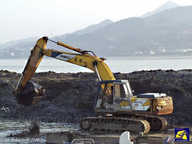 Kobelco4.1.jpg