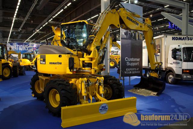 intermat_2009_komatsu_32.jpg