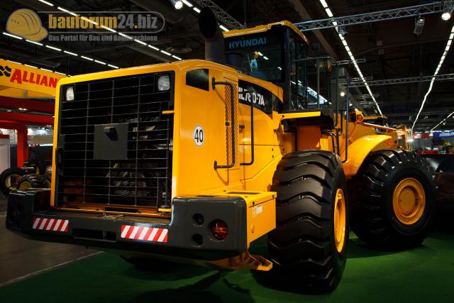 intermat_2009_hyundai_neu2_32.jpg