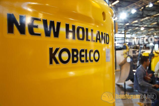 intermat_2009_new_holland_01.jpg