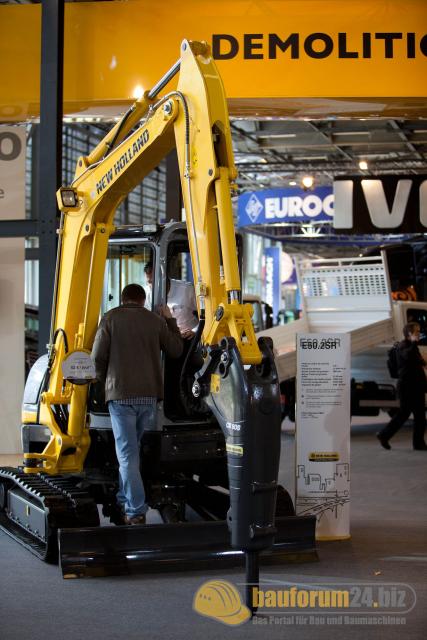 intermat_2009_new_holland_24.jpg