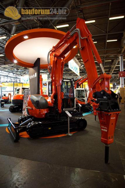 intermat_2009_kubota_08.jpg