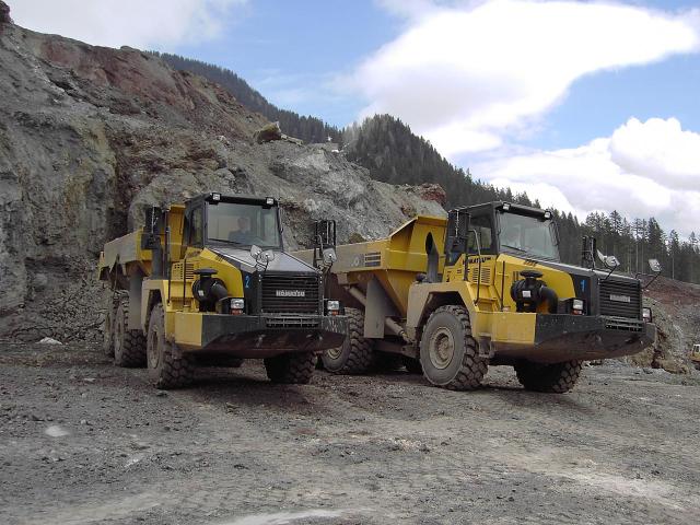 knauf_komatsu_kuhn_01.jpg