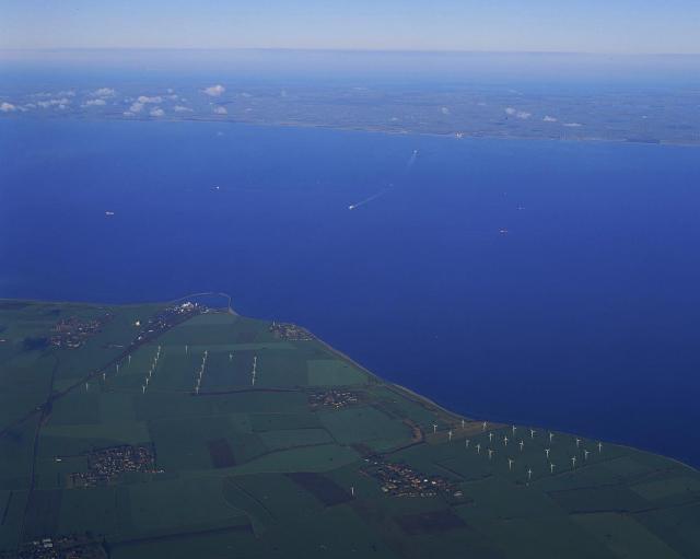 fehmarnbeltquerung_belt_von_fehmarn_aus_gesehen.jpg