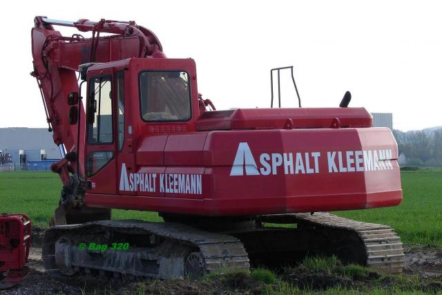 CAT_322_B_LN_Asphalt_Kleemann_003.JPG