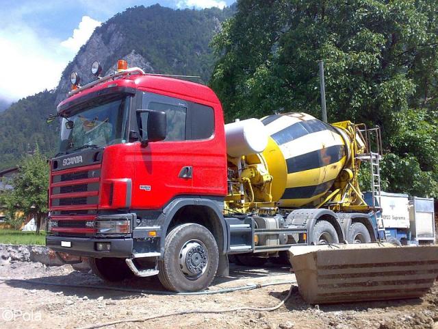 SCANIA_124c__3_.jpg