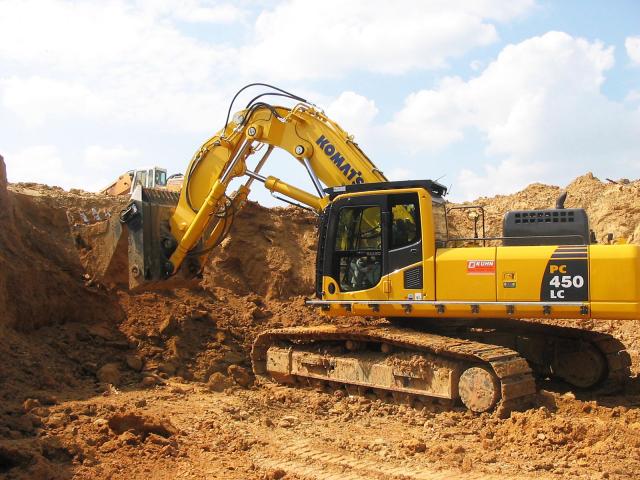 komatsu_pc_450_kuhn_gima_02.jpg