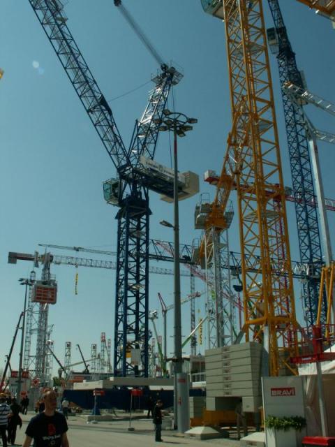 Bauma_07_Linden_Comensa_Wipper.jpg