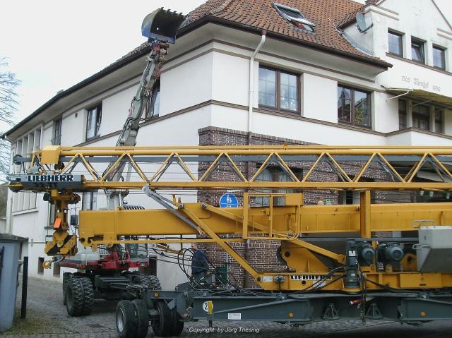 comp_1_MBKranmontage_Liebherr_32_TT_25._M_rz_2010_015.jpg