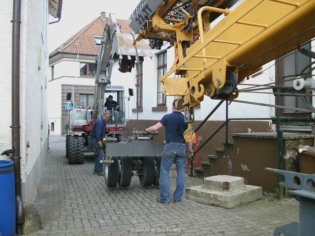 comp_1_MBKranmontage_Liebherr_32_TT_25._M_rz_2010_061.jpg