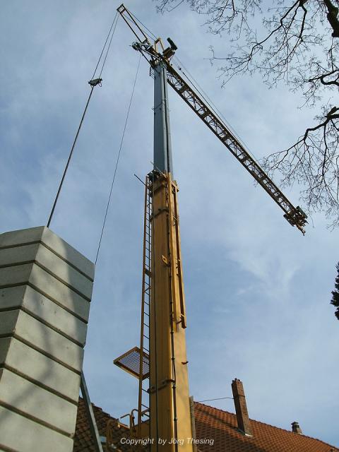 comp_1_MBKranmontage_Liebherr_32_TT_25._M_rz_2010_104.jpg