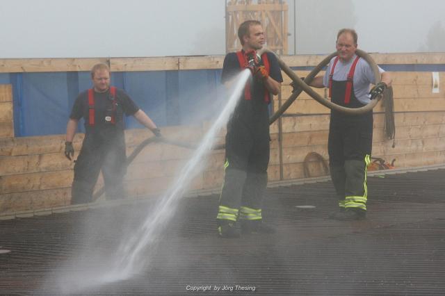 _Schellenbergbr_cke__14._August_2010___Feuerwehr_sp_lt_Bewehrung____7_.jpg