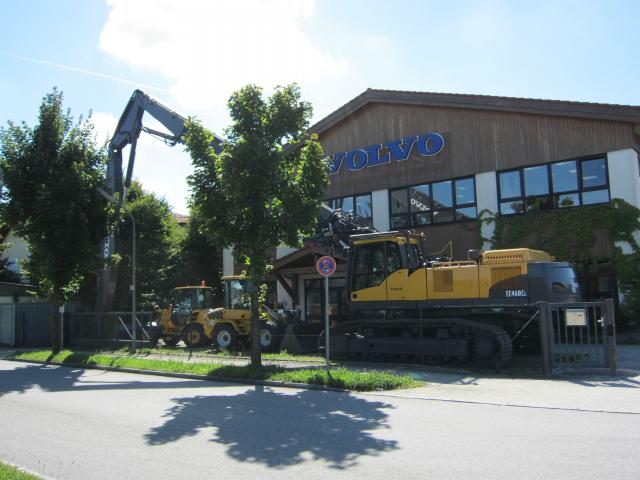 cVOLVO_EC460CL_2.9.2010_2.jpg