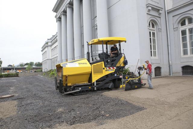 bomag_bf_300_2.JPG