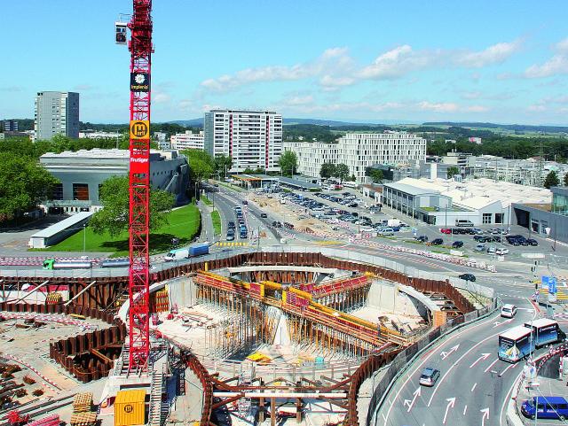 peri_kreisverkehr_schalung_1.jpg